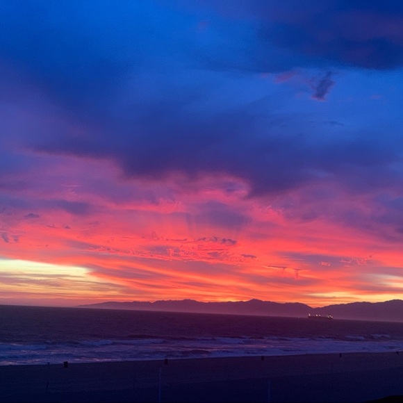 . Check out mycloset buy with confidence - Picture 9 of 14